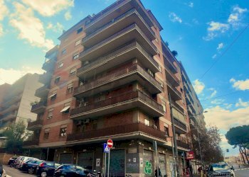 Edificio all\'aperto - Ufficio Via Romanello Da Forli'
 
4, Roma - foto 1