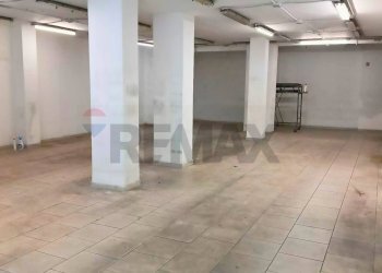 Parcheggio - Commercial Premises Via Bari
 
8-10, Molfetta - photo 4