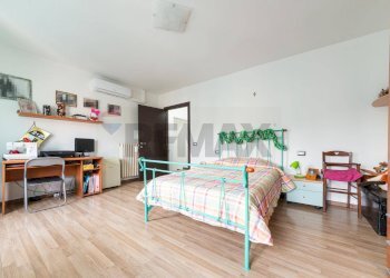 Camera / camera da letto - Appartamento Via Giuseppe Verdi
 
8, Terranuova Bracciolini - foto 5