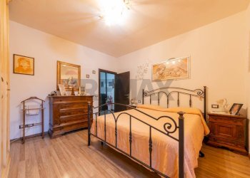 Camera / camera da letto - Appartamento Via Giuseppe Verdi
 
8, Terranuova Bracciolini - foto 19