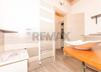 Bagno - Bilocale Piazza 25 Aprile
 
7, Figline e Incisa Valdarno - foto 12