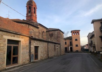 Edificio all\'aperto - Casa indipendente Via Poggio del Sole
 
6, Castiglione del Lago - foto 1