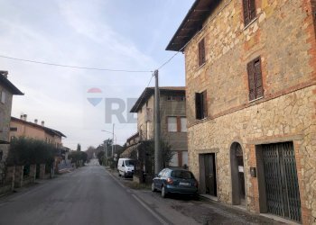 Edificio all\'aperto - Casa indipendente Via Poggio del Sole
 
6, Castiglione del Lago - foto 9