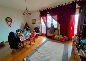 Sala da pranzo - Appartamento Via Francesco Ferrer
 
23, Città di Castello - foto 24