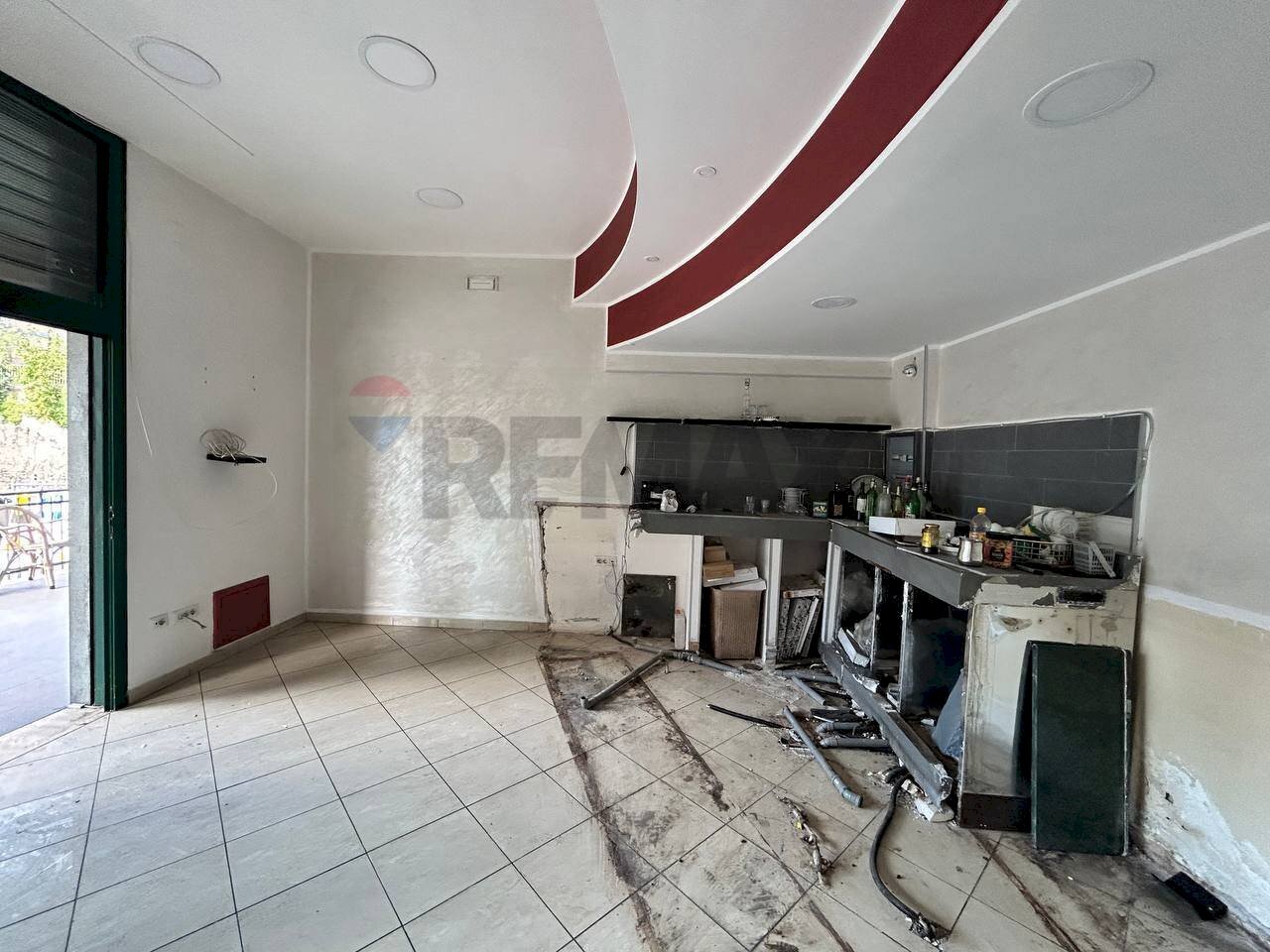 Cucina - Locale Commerciale Piazza Onofrio Coppola
 
6, Salerno - foto 2