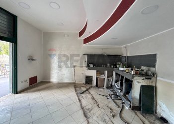 Cucina - Locale Commerciale Piazza Onofrio Coppola
 
6, Salerno - foto 2