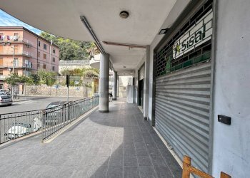 Terrazza - Locale Commerciale Piazza Onofrio Coppola
 
6, Salerno - foto 3