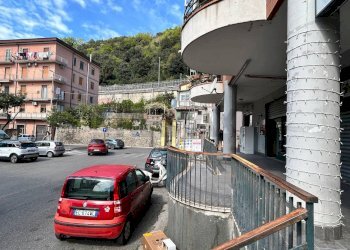 Edificio all\'aperto - Locale Commerciale Piazza Onofrio Coppola
 
6, Salerno - foto 15