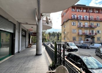 Balcone - Locale Commerciale Piazza Onofrio Coppola
 
6, Salerno - foto 18