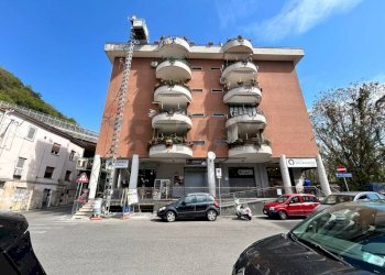 Edificio all\'aperto - Locale Commerciale Piazza Onofrio Coppola
 
6, Salerno - foto 27