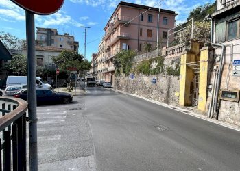 Edificio all\'aperto - Locale Commerciale Piazza Onofrio Coppola
 
6, Salerno - foto 16