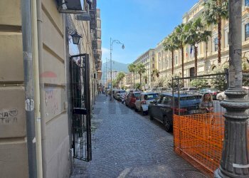 Edificio all\'aperto - Commercial Premises Via Alfredo De Marsico
 
9, Salerno - photo 14