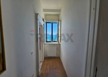 Hall / corridoio - Appartamento Lungomare Trieste
 
112, Salerno - foto 13