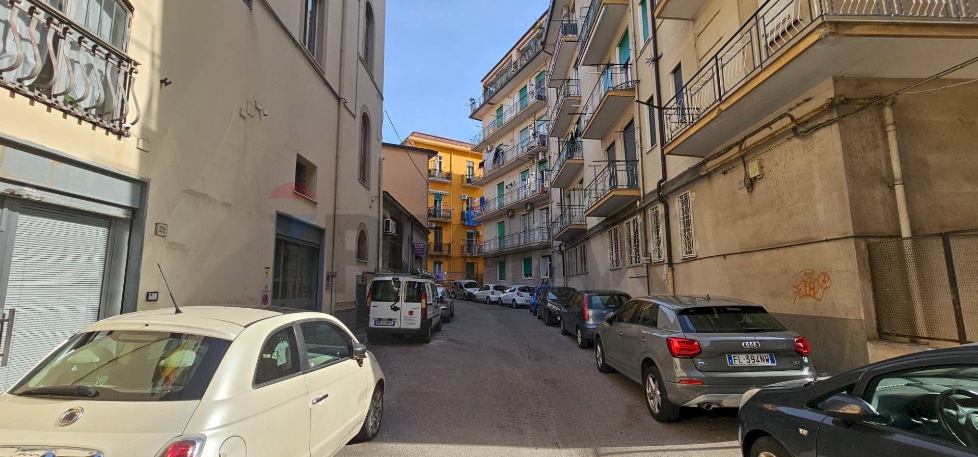 Edificio all\'aperto - Laboratorio Salerno - foto 1