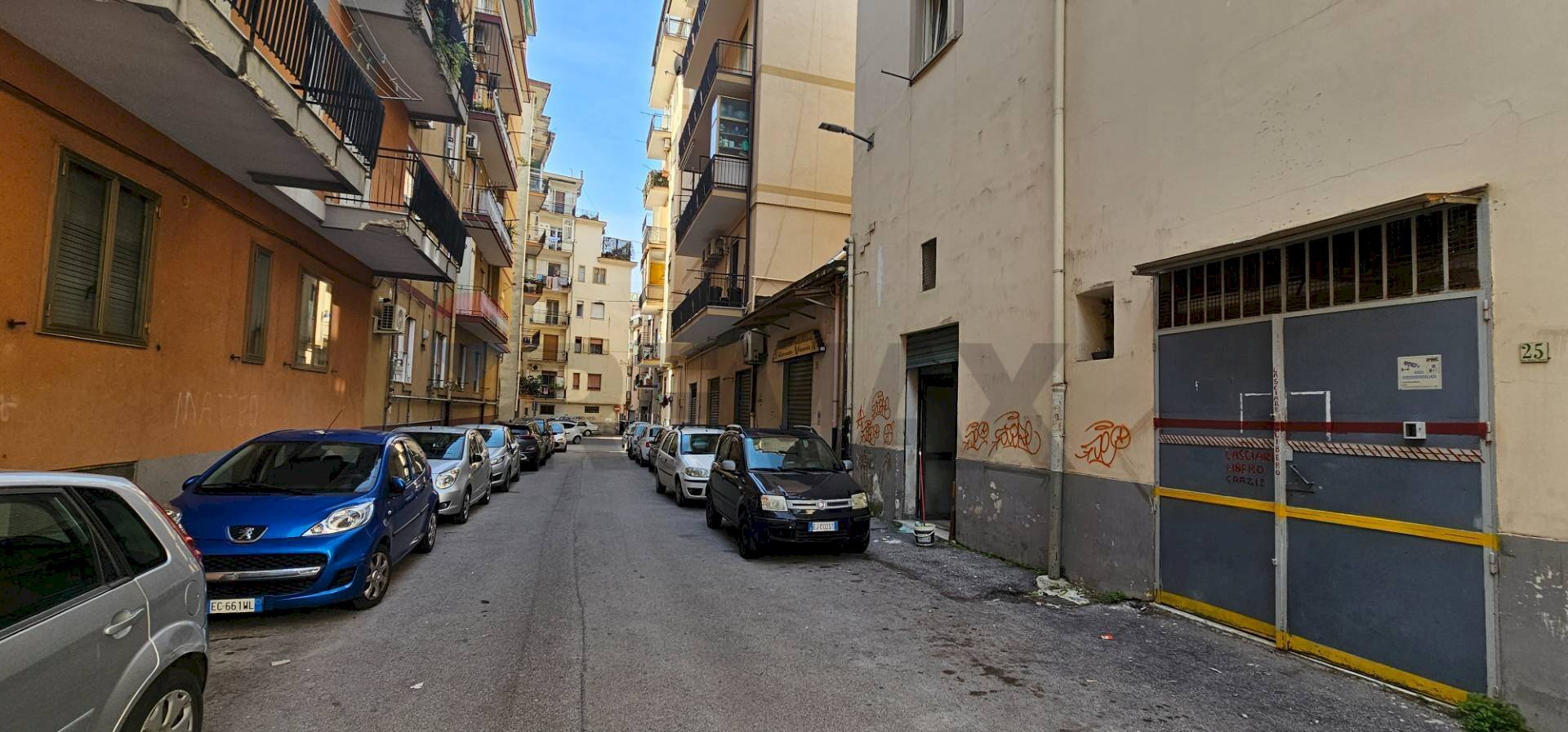 Edificio all\'aperto - Laboratorio Salerno - foto 2