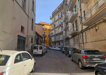 Edificio all\'aperto - Laboratorio Salerno - foto 1