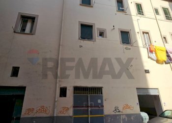 Edificio all\'aperto - Laboratorio Salerno - foto 3