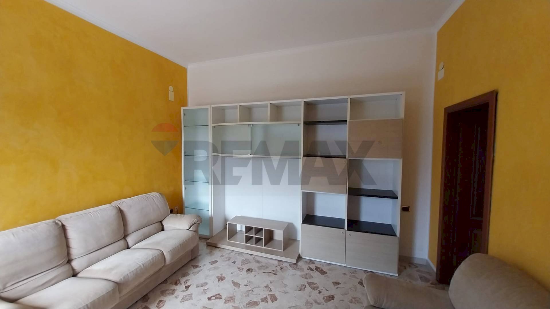 Soggiorno - Bilocale Via Irno
 
211, Salerno - foto 1