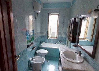 Bagno - Bilocale Via Irno
 
211, Salerno - foto 7