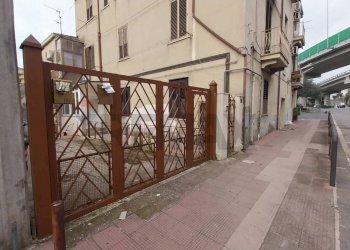 Edificio all\'aperto - Bilocale Via Irno
 
211, Salerno - foto 20