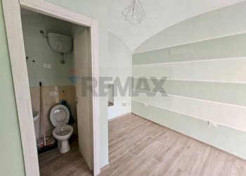 Bagno - Locale Commerciale Piazza Matteo Luciani
41, Salerno - foto 5