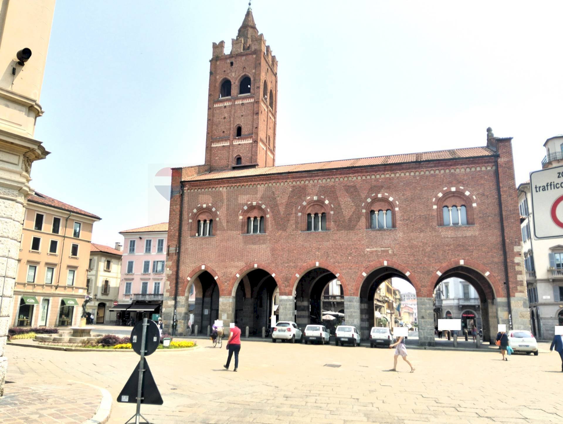 Edificio all\'aperto - Bar Tavola Calda - Fredda PIAZZA ROMA, Monza - foto 2