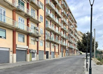 Edificio all\'aperto - Trilocale via Rimembranze
 
70, Mineo - foto 2