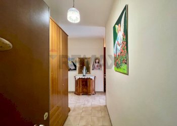 Hall / corridoio - Trilocale via Rimembranze
 
70, Mineo - foto 5