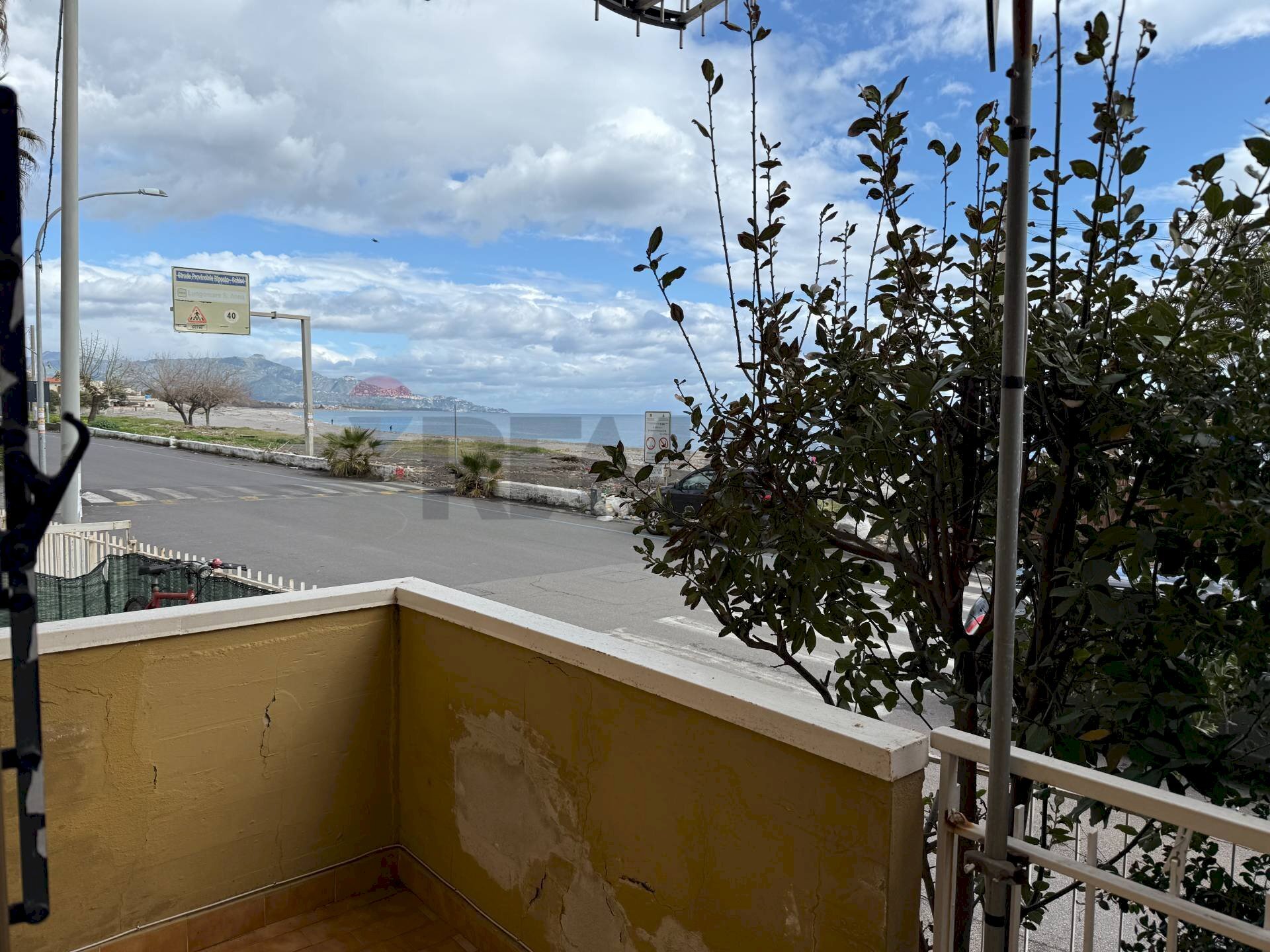 Balcone - Quadrilocale via spiaggia
333, Mascali - foto 2