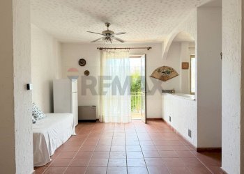 Camera / camera da letto - Quadrilocale via spiaggia
 
333, Mascali - foto 19