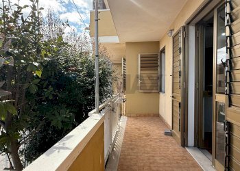 Balcone - Quadrilocale via spiaggia
 
333, Mascali - foto 26