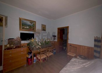 Camera / camera da letto - Bilocale Via Livorno
 
51/A, Aci Castello - foto 20