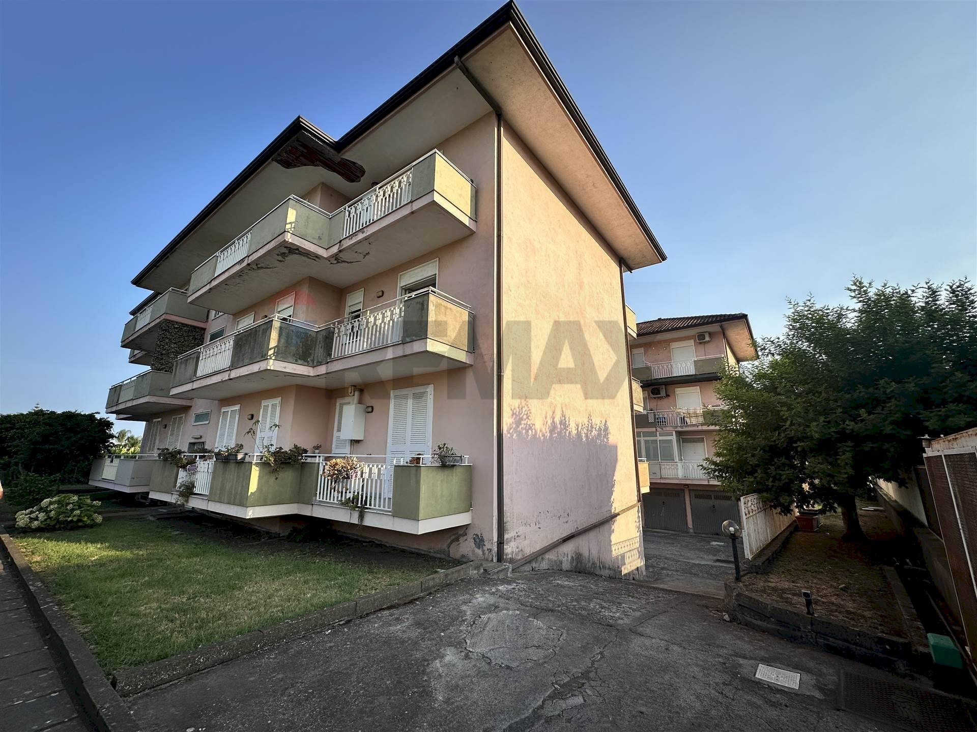 Edificio all\'aperto - Quadrilocale Sacerdote Antonio Musumeci
 
5, Mascali - foto 2