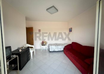 Soggiorno - Quadrilocale Sacerdote Antonio Musumeci
 
5, Mascali - foto 18