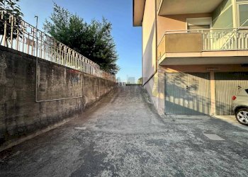 Edificio all\'aperto - Quadrilocale Sacerdote Antonio Musumeci
 
5, Mascali - foto 24