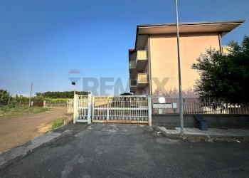 Edificio all\'aperto - Quadrilocale Sacerdote Antonio Musumeci
 
5, Mascali - foto 27