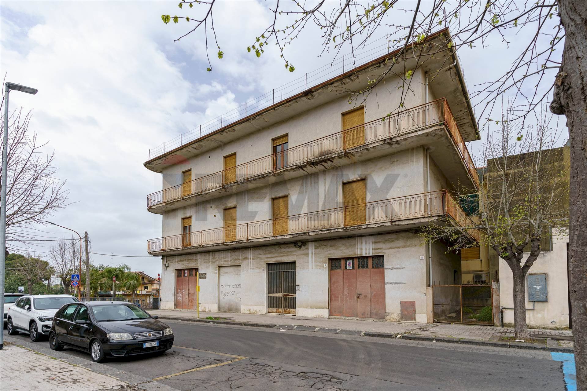 Edificio all\'aperto - Casa indipendente via Tenente Nicola Maugeri
 
5, Aci Sant'Antonio - foto 2