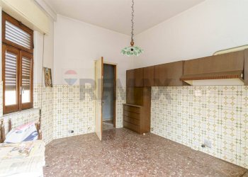 Cucina - Casa indipendente via Tenente Nicola Maugeri
 
5, Aci Sant'Antonio - foto 14