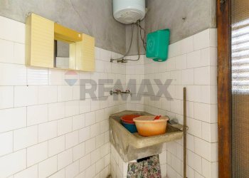 Dettagli - Casa indipendente via Tenente Nicola Maugeri
 
5, Aci Sant'Antonio - foto 16