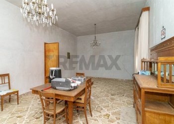 Sala da pranzo - Casa indipendente via Tenente Nicola Maugeri
 
5, Aci Sant'Antonio - foto 18