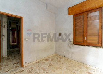 Stanza vuota - Casa indipendente via Tenente Nicola Maugeri
 
5, Aci Sant'Antonio - foto 24
