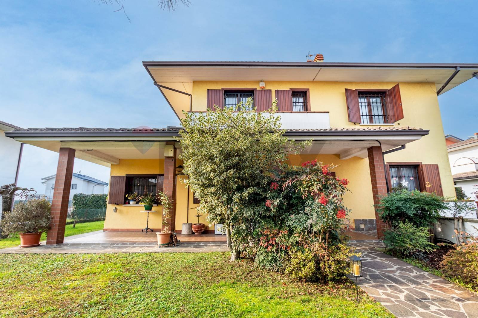 Casa all\'aperto - Villa Via Ugo Foscolo
 
21, Cerro al Lambro - photo 3