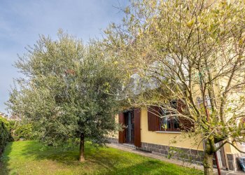 Casa all\'aperto - Villa Via Ugo Foscolo
 
21, Cerro al Lambro - foto 7