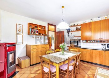 Cucina - Villa Via Ugo Foscolo
 
21, Cerro al Lambro - foto 12