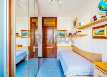 Camera / camera da letto - Villa Via Ugo Foscolo
 
21, Cerro al Lambro - foto 33