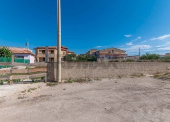 Edificio all\'aperto - Terreno edificabile via monte ramilia
 
1, Siracusa - foto 1