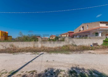 Casa all\'aperto - Terreno edificabile via monte ramilia
 
1, Siracusa - foto 13