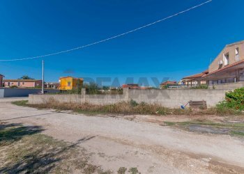 Casa all\'aperto - Terreno edificabile via monte ramilia
 
1, Siracusa - foto 14