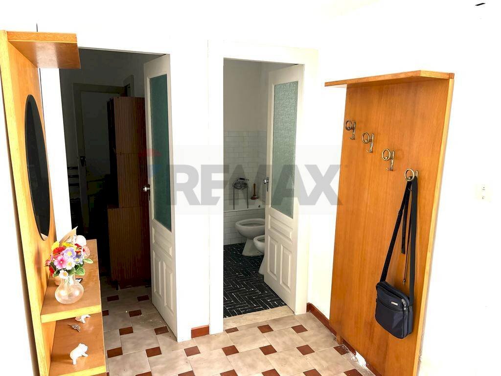 Bagno - Independent house VIA FERULA
 
8, Ferla - photo 3