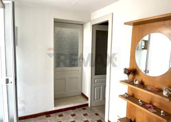 Hall / corridoio - Independent house VIA FERULA
 
8, Ferla - photo 5